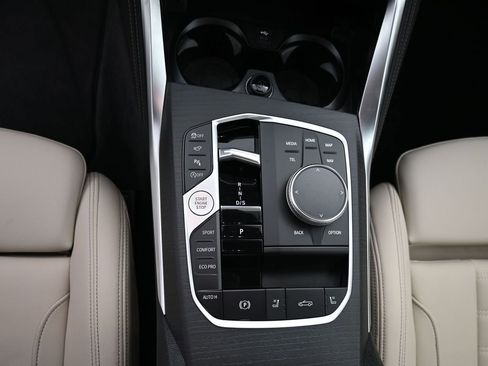 Used 2026 BMW 440i xDrive Convertible w/ Premium Package image 15