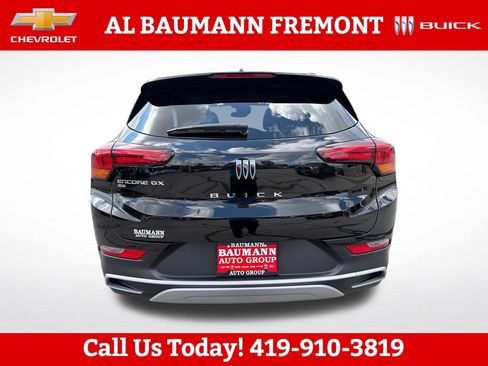 Used 2025 Buick Encore GX Preferred AWD/4WD image 5