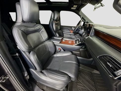 Used 2022 Lincoln Navigator L Reserve AWD/4WD image 30