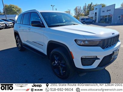 New 2025 Jeep Grand Cherokee Limited w/ Black Appearance Package