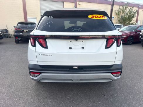 Used 2025 Hyundai Tucson SEL FWD image 4