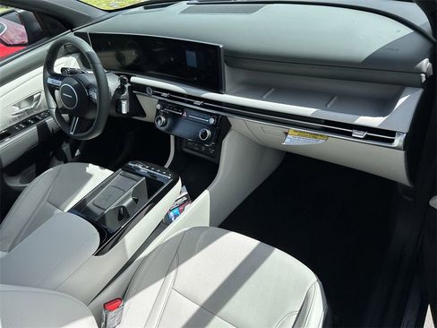 New 2026 Hyundai Tucson Limited image 19