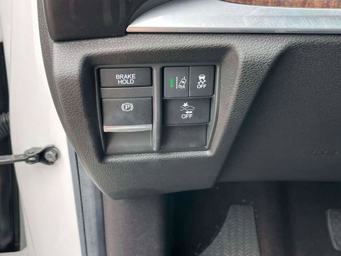 Used 2020 Acura MDX SH-AWD image 19
