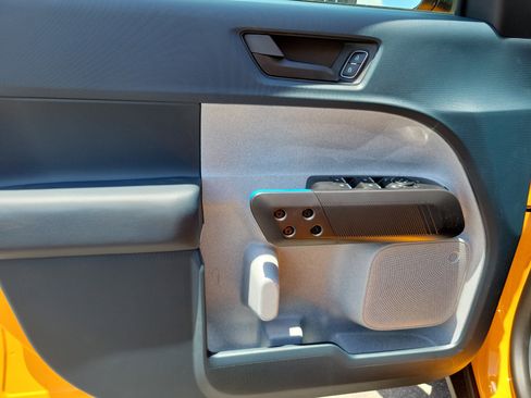 New 2026 Ford Maverick XLT w/ XLT Luxury Package FWD image 13