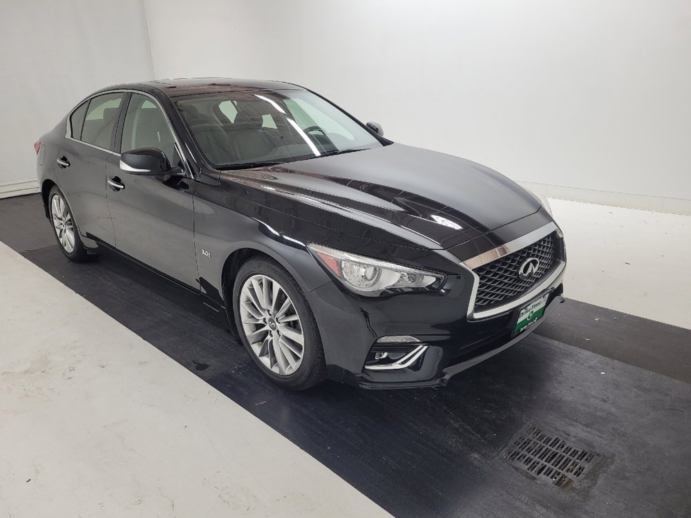 Used 2018 INFINITI Q50 Luxe w/ Cargo Package (L95) AWD/4WD image 13