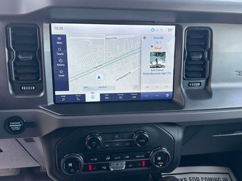 Used 2024 Ford Bronco Everglades image 10