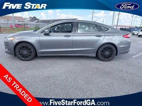 Used 2014 Ford Fusion SE w/ Equipment Group 202A FWD image 5