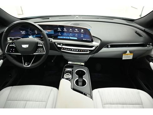 New 2026 Cadillac Lyriq Sport image 13