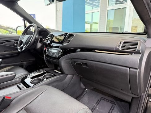 Used 2021 Honda Pilot Black Edition image 27