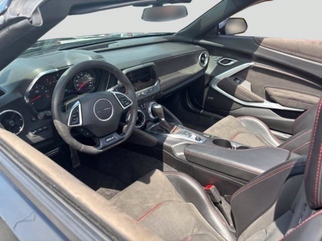 Used 2018 Chevrolet Camaro ZL1 RWD image 34
