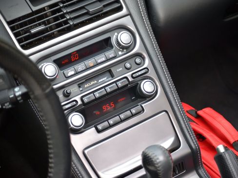 Used 2002 Acura NSX T RWD image 23