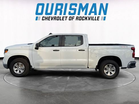 Used 2024 Chevrolet Silverado 1500 W/T w/ Trailering Package image 3