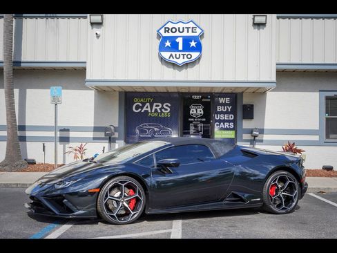 Used 2020 Lamborghini Huracan EVO RWD image 1