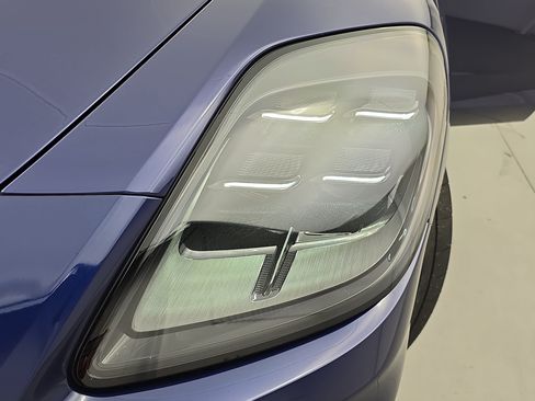 Certified 2026 Porsche Panamera image 34