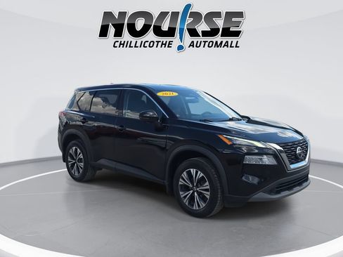 Used 2021 Nissan Rogue SV AWD/4WD image 2