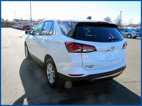 Used 2024 Chevrolet Equinox LT image 5