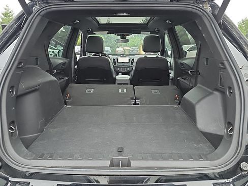 Used 2024 Chevrolet Equinox RS w/ RS Leather Package AWD/4WD image 29