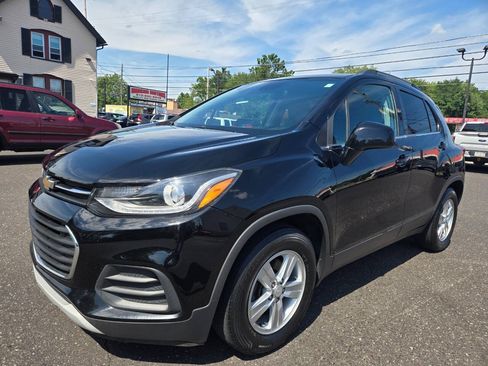 Used 2020 Chevrolet Trax LT FWD image 10