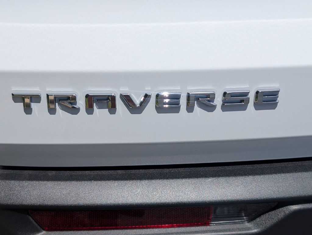 New 2027 Chevrolet Traverse LT FWD image 10