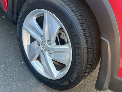 Used 2019 Honda HR-V EX image 7