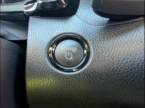 Used 2025 Toyota Camry XSE image 11