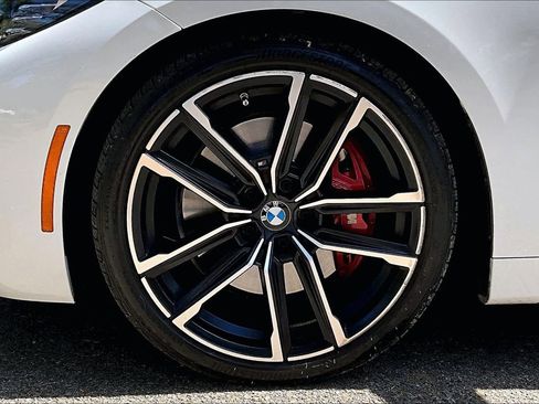 Used 2024 BMW 430i Convertible w/ M Sport Package image 31