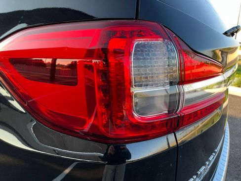 Used 2019 Subaru Ascent Limited AWD/4WD image 5