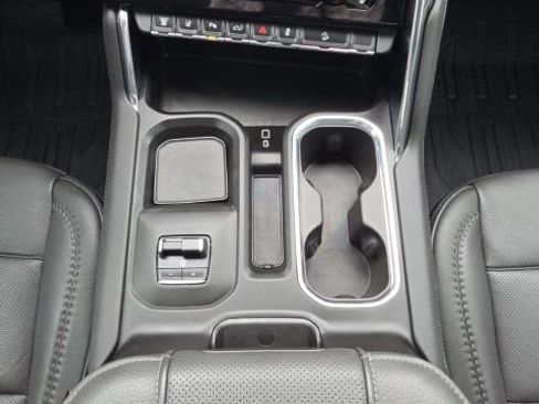 Used 2025 GMC Sierra 2500 Denali w/ Technology Package image 41