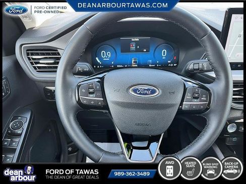 Certified 2023 Ford Escape Platinum w/ Class II Trailer Tow Package AWD/4WD image 5