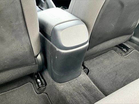 Used 2022 Hyundai Elantra SEL w/ Cargo Package image 33