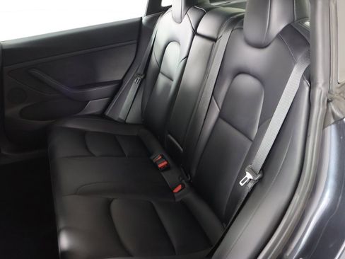 Used 2023 Tesla Model 3 Standard Range image 29