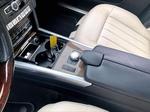 Used 2014 Mercedes-Benz E 350 Sedan image 16
