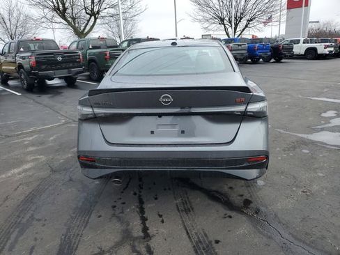 New 2026 Nissan Sentra SR w/ SR Premium Package image 6