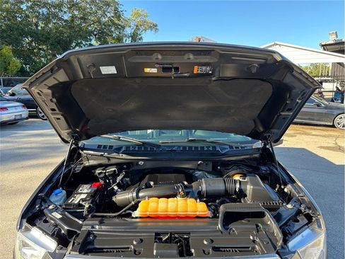 Used 2017 Ford F150 Platinum w/ Equipment Group 701A Luxury image 50