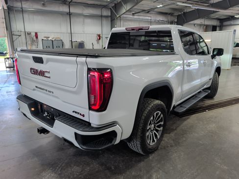 Used 2020 GMC Sierra 1500 AT4 w/ AT4 Premium Package AWD/4WD image 3