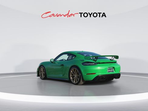 Used 2022 Porsche 718 Cayman GT4 RWD image 6