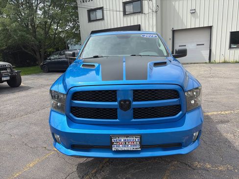 Used 2019 RAM 1500 Express w/ Hydro Blue Sport Package AWD/4WD image 2