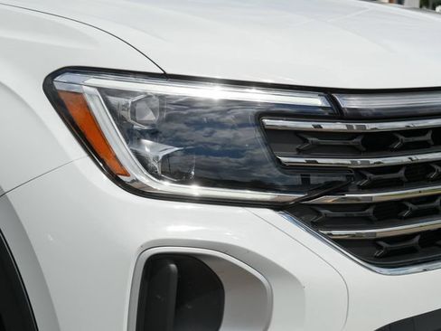 Certified 2024 Volkswagen Atlas SE AWD/4WD image 9