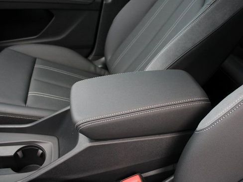 New 2025 Audi Q4 e-tron Premium Plus image 20