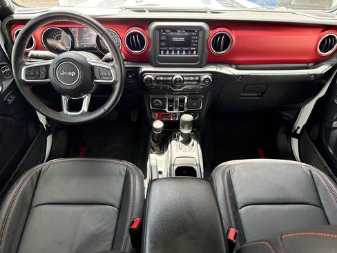 Used 2021 Jeep Gladiator Rubicon w/ Auxiliary Switch Group AWD/4WD image 12