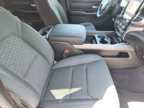 New 2026 RAM 1500 Express AWD/4WD image 14