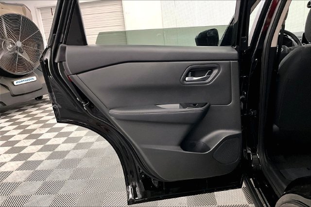 New 2027 Nissan Rogue SV FWD image 33