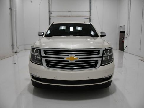 Used 2015 Chevrolet Tahoe LTZ AWD/4WD image 2