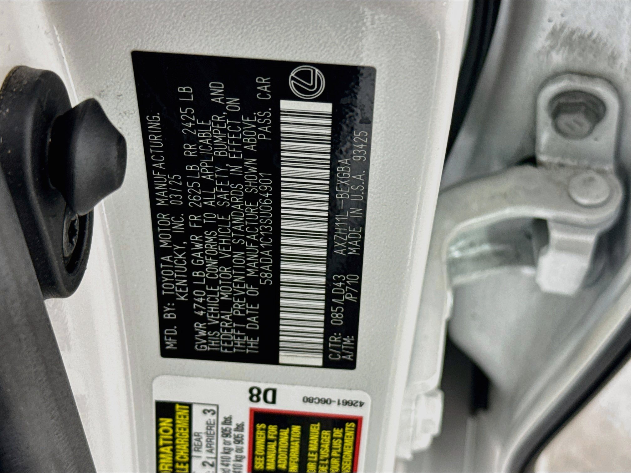 Certified 2025 Lexus ES 300h w/ Premium Package FWD image 30