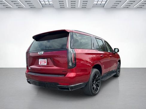 Used 2023 Cadillac Escalade Sport Platinum w/ LPO, ONYX Package image 4