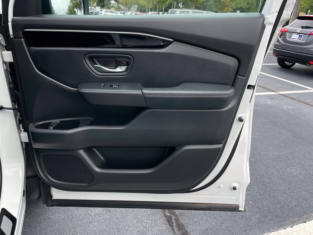 Certified 2025 Honda Pilot Touring image 29