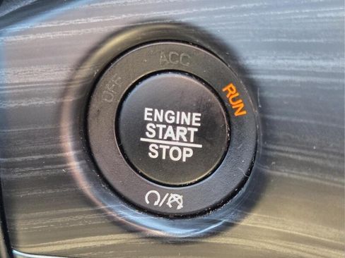 Used 2019 Jeep Grand Cherokee Limited RWD image 28