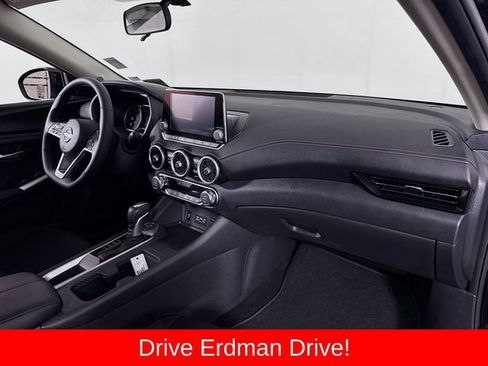 Used 2025 Nissan Sentra SR w/ Midnight Edition FWD image 24