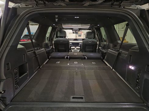Used 2025 Lincoln Navigator L Reserve w/ Jet Appearance Package AWD/4WD image 44