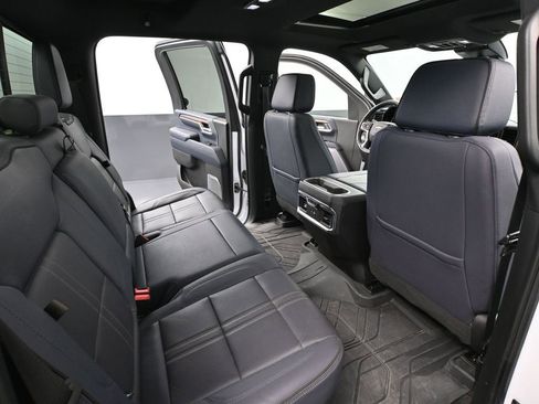 Used 2024 Chevrolet Silverado 2500 High Country w/ Technology Package image 52